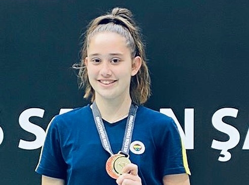 ERDEK ATLETİK GSK'DEN BİR TÜRKİYE ŞAMPİYONLUĞU DAHA