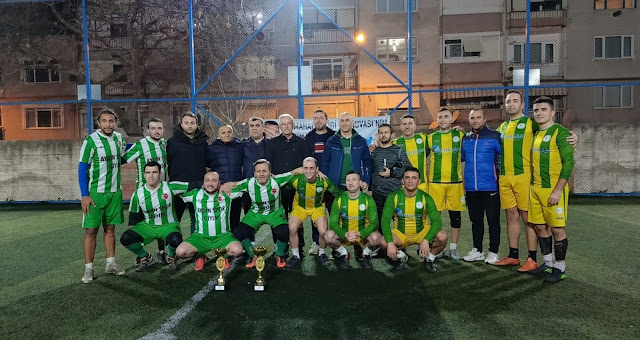 MAHALLE LİGİ FUTBOL TURNUVASINDA ŞAMPİYON 