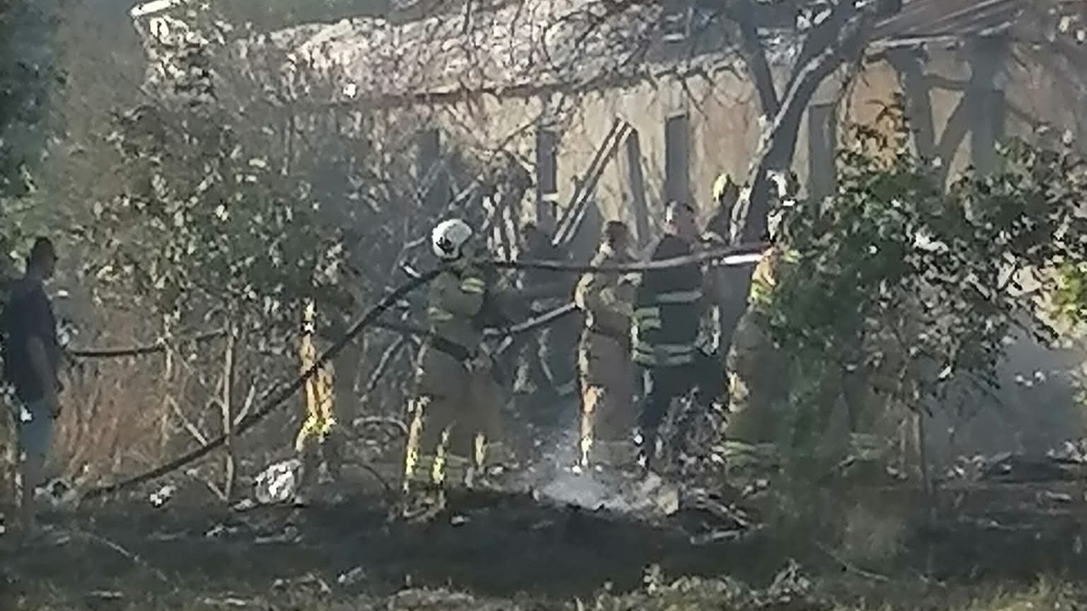 ERDEK'TE GEDEVE MEVKİ'NDE YANGIN