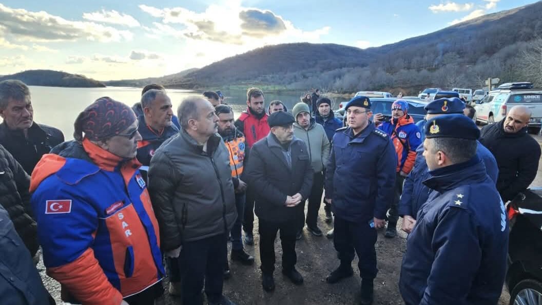 VALİ USTAOĞLU ARAMA ÇALIŞMALARI BÖLGESİNDE 