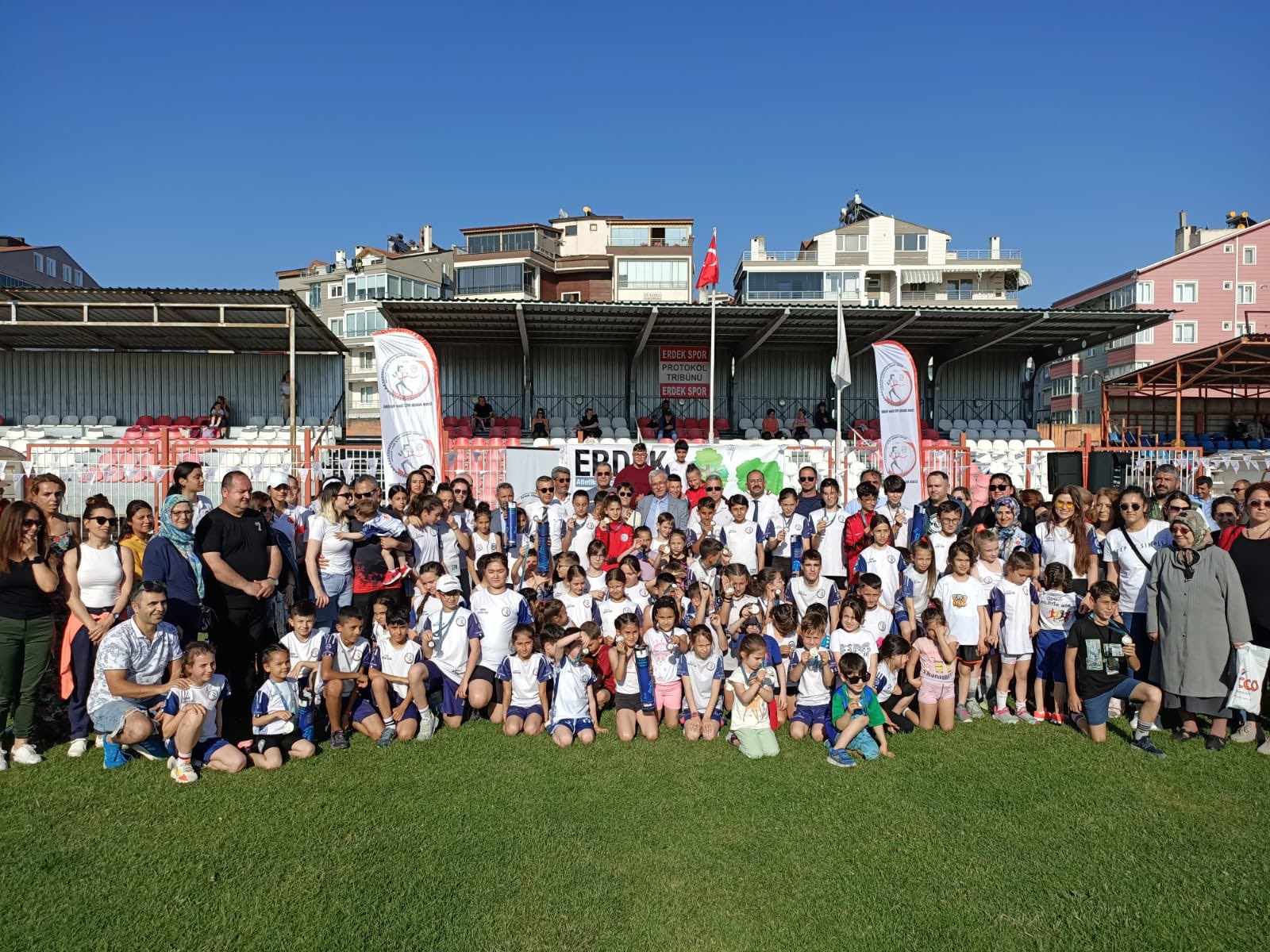 5. KÜÇÜKLER ATLETİZM FESTİVALİ DÜZENLENDİ