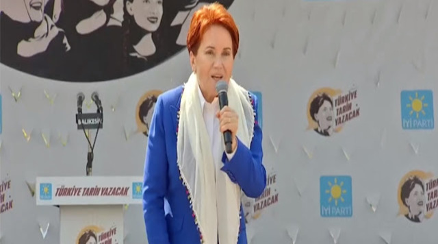 AKŞENER BALIKESİR'DE DÜZENLENEN MİTİNGDE KONUŞTU