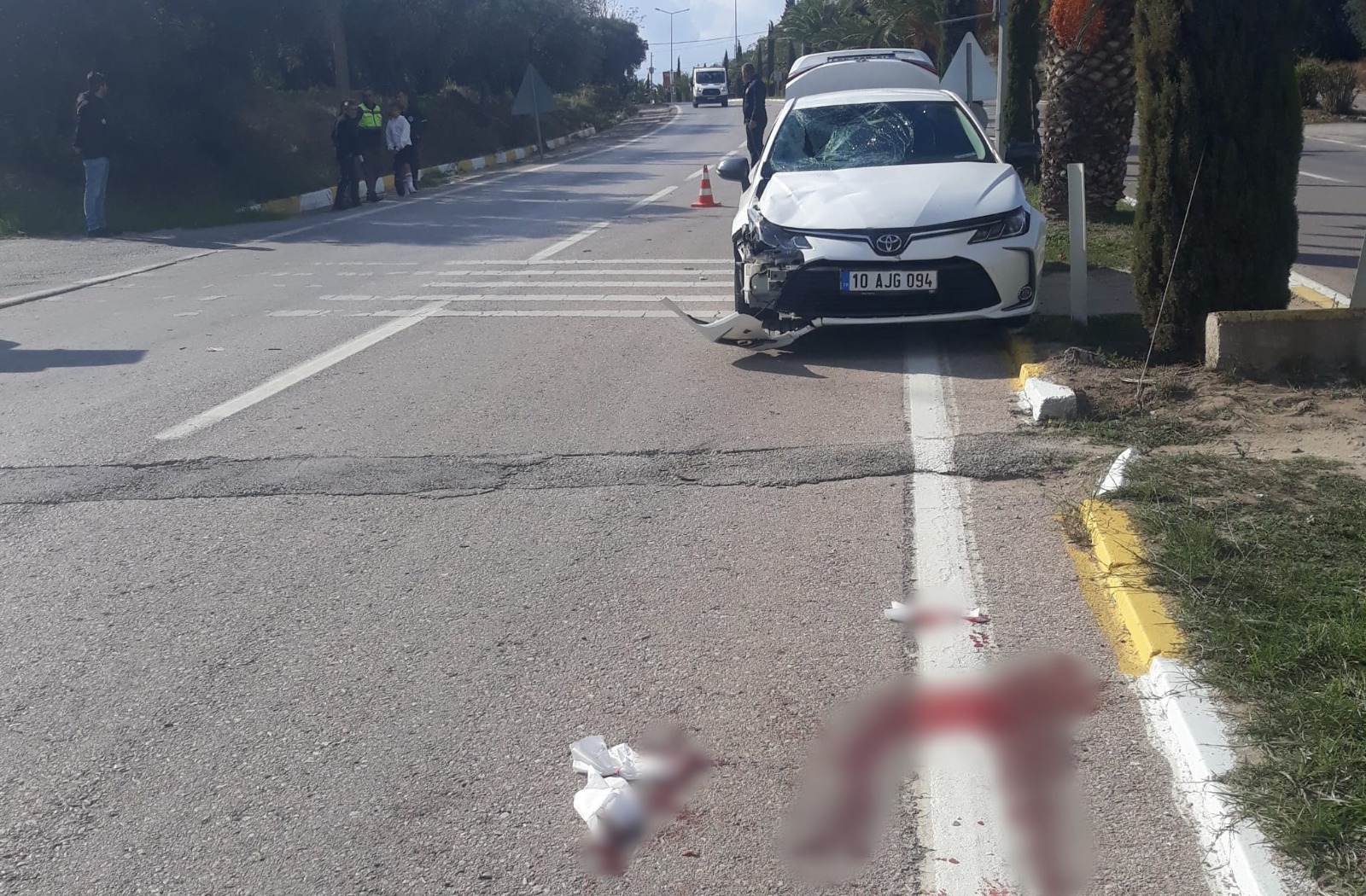 ERDEK'TEKİ TRAFİK KAZASINDA MOTOSİKLET SÜRÜCÜSÜ HAYATINI KAYBETTİ