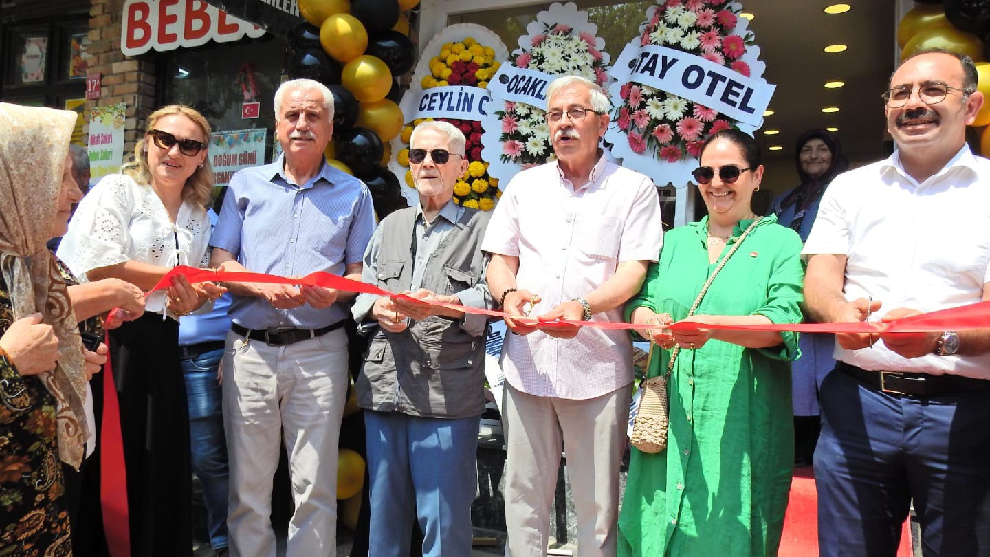 GÜLMÜŞ UNLU MAMÜLLERİ ERDEK'TE ŞUBE AÇTI