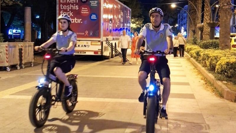 ERDEK SAHİLLERİNDE 'MARTI TİMLERİ' GÖREV BAŞINDA 