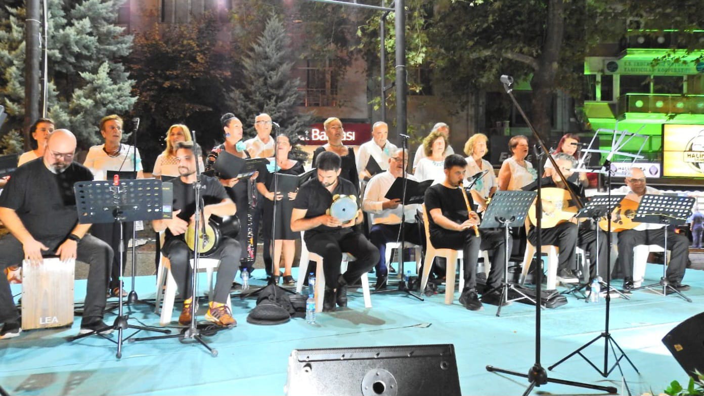 ERDEK'TE TÜRK SANAT MÜZİĞİ YAZ KONSERLERİ