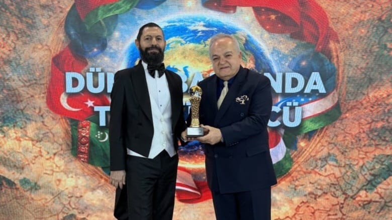 AKİF MANAF'A 'TÜRK DÜNYASI BARIŞ ÖDÜLÜ' 