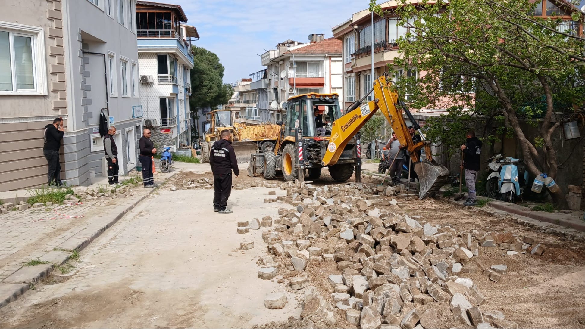 OCAKLAR'DA YOL YAPIM ÇALIŞMALARI BAŞLADI