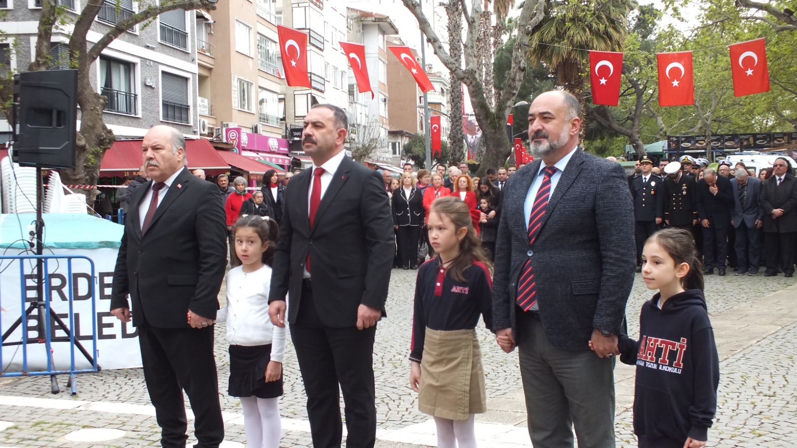 ERDEK'TE 23 NİSAN'IN 106. YIL COŞKUSU 