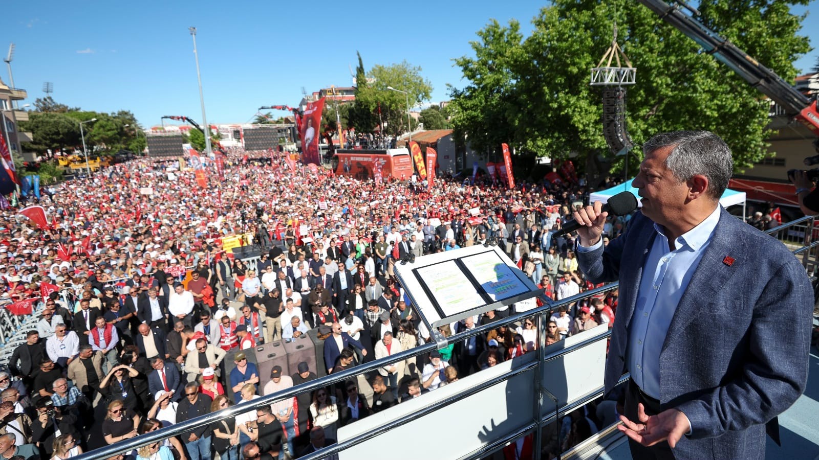 CHP'DEN BALIKESİR'DE 'MİLLET İRADESİNE SAHİP ÇIKIYOR' MİTİNGİ