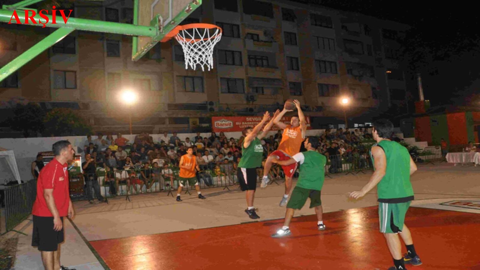 ERDEK'TE SOKAK BASKETBOLU TURNUVASINA GERİ SAYIM 