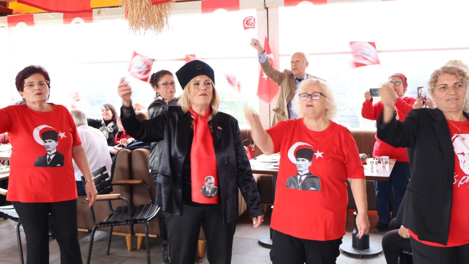 ADD ERDEK ŞUBESİ'NDEN CUMHURİYET DAYANIŞMA BULUŞMASI