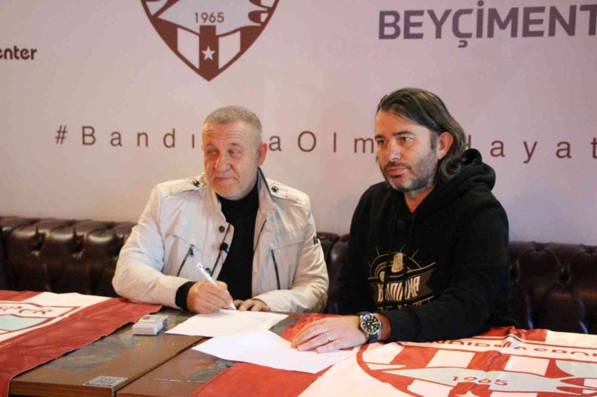 BANDIRMASPOR'UN YENİ HOCASI MESUT BAKKAL OLDU