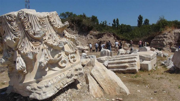 KYİZKOS'TAKİ GERİLİM HATTINA DURDURMA KARARI