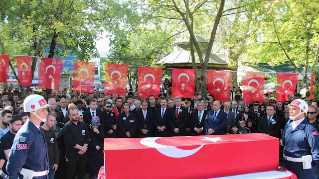 ŞEHİT UZMAN ÇAVUŞ ÖZTÜRK GÖNEN'DE SON YOLCULUĞUNA UĞURLANDI